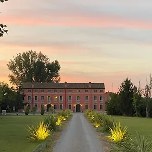 https://hotel-villa-montanarini.emilia-romagnahotels.net